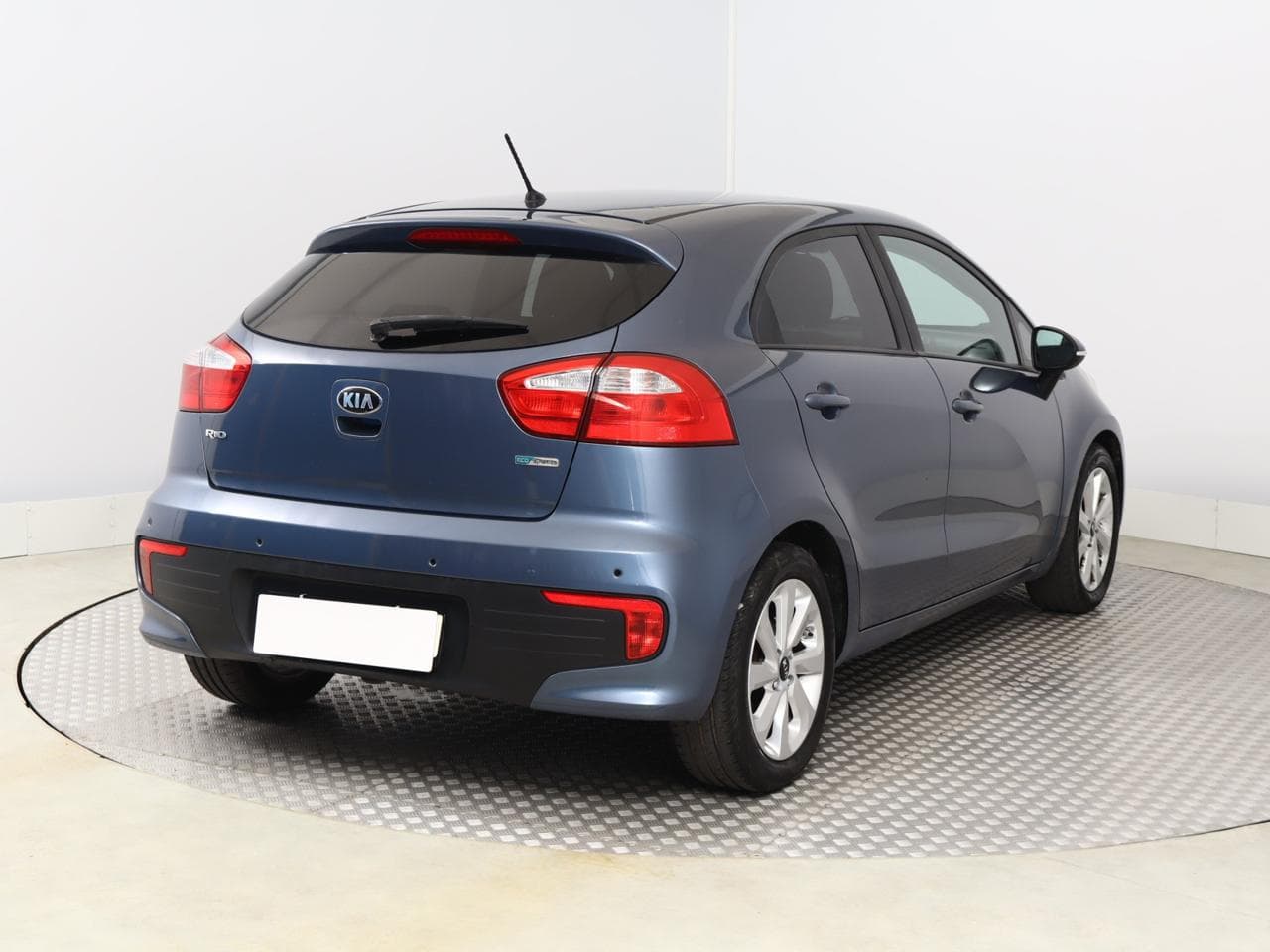 2016 Kia RIO - 7