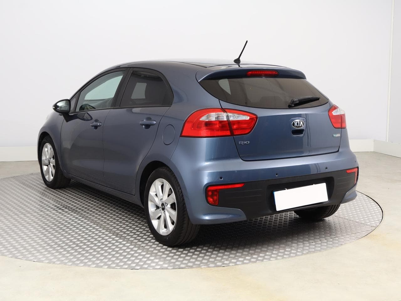 2016 Kia RIO - 5