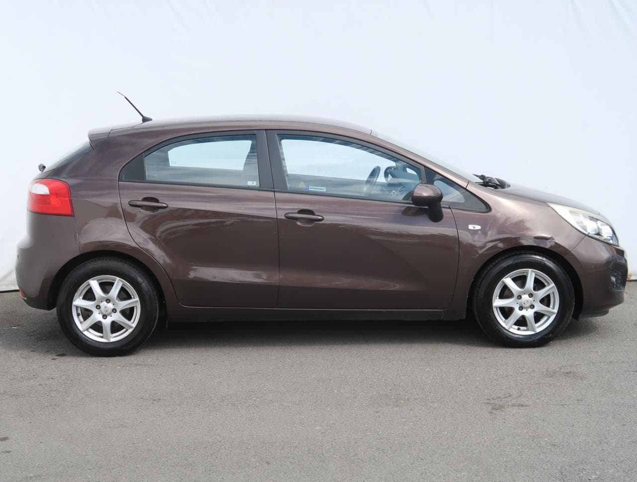 2012 Kia RIO - 8