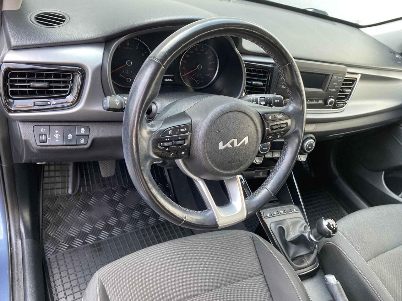2022 Kia RIO - 13