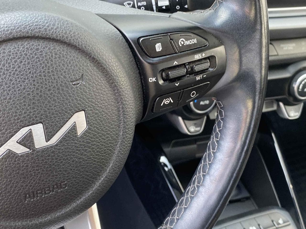2022 Kia RIO - 14