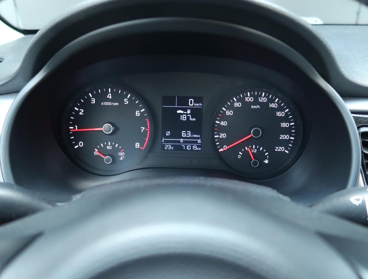 2018 Kia RIO - 17