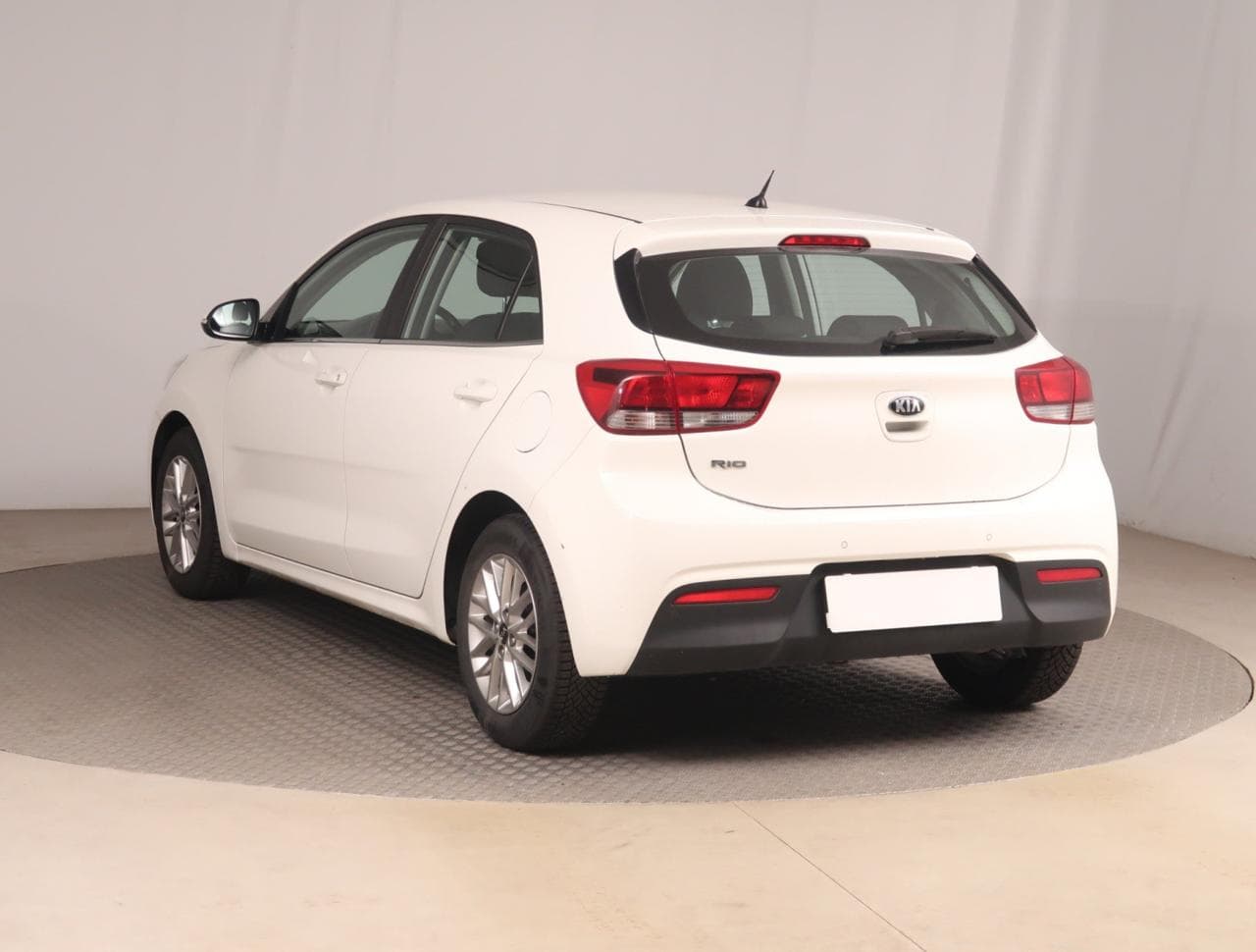 2018 Kia RIO - 5