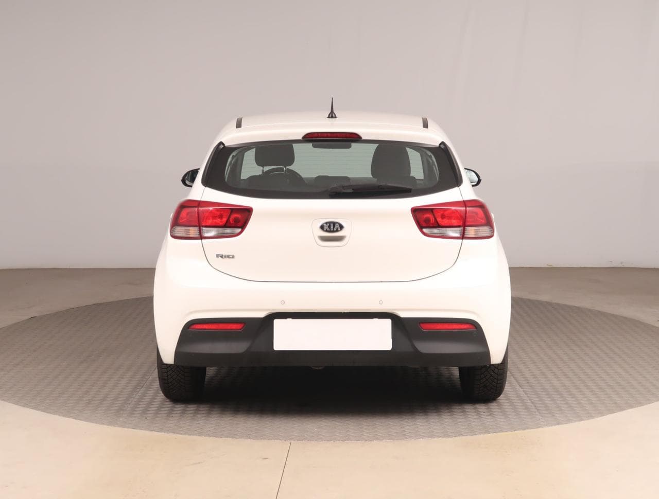 2018 Kia RIO - 6
