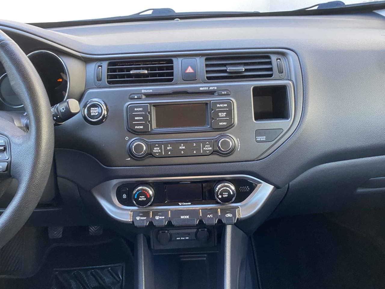 2012 Kia RIO - 12