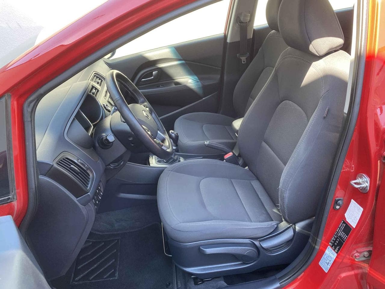 2012 Kia RIO - 9