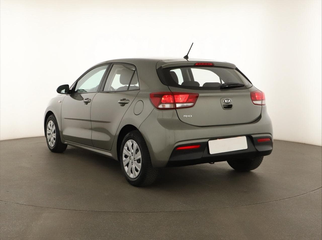 2017 Kia RIO - 5