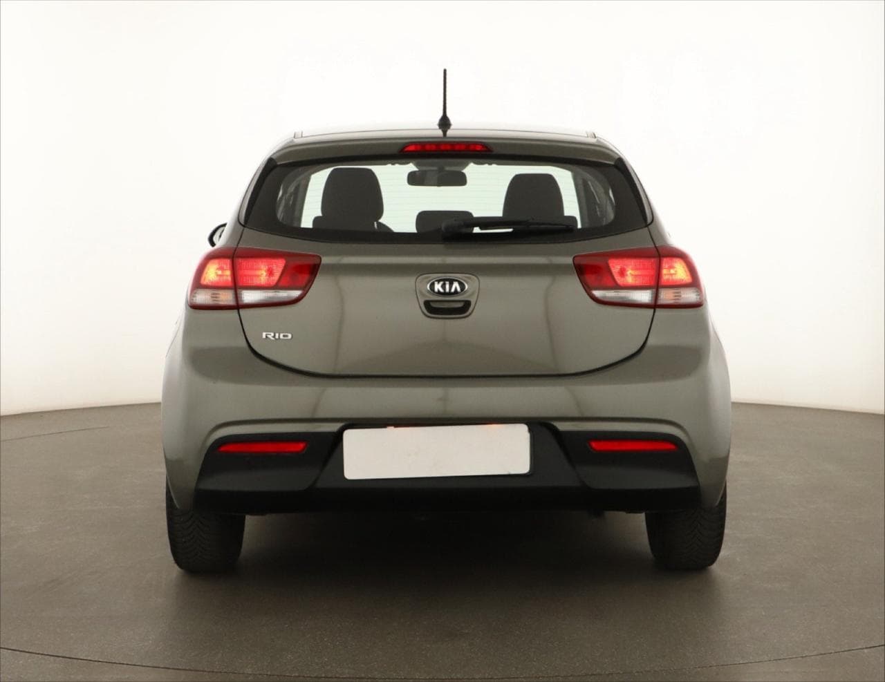 2017 Kia RIO - 6