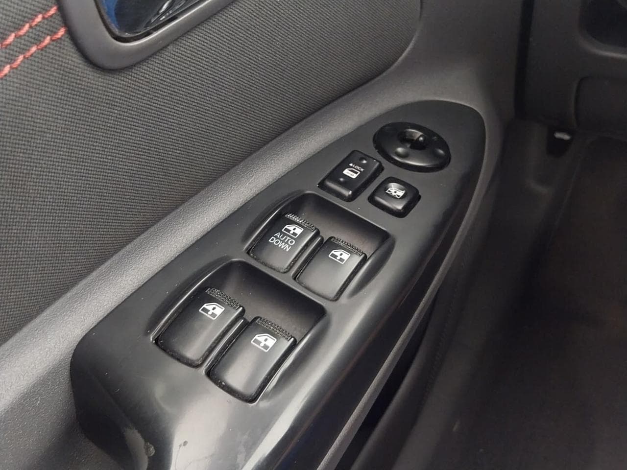 2011 Kia RIO - 20
