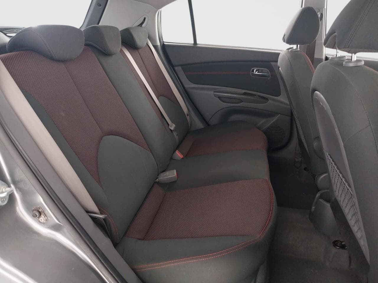 2011 Kia RIO - 13