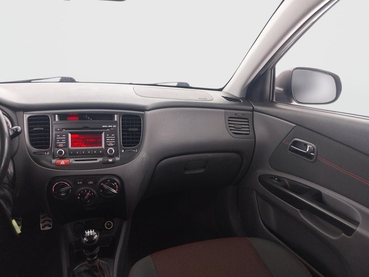 2011 Kia RIO - 10