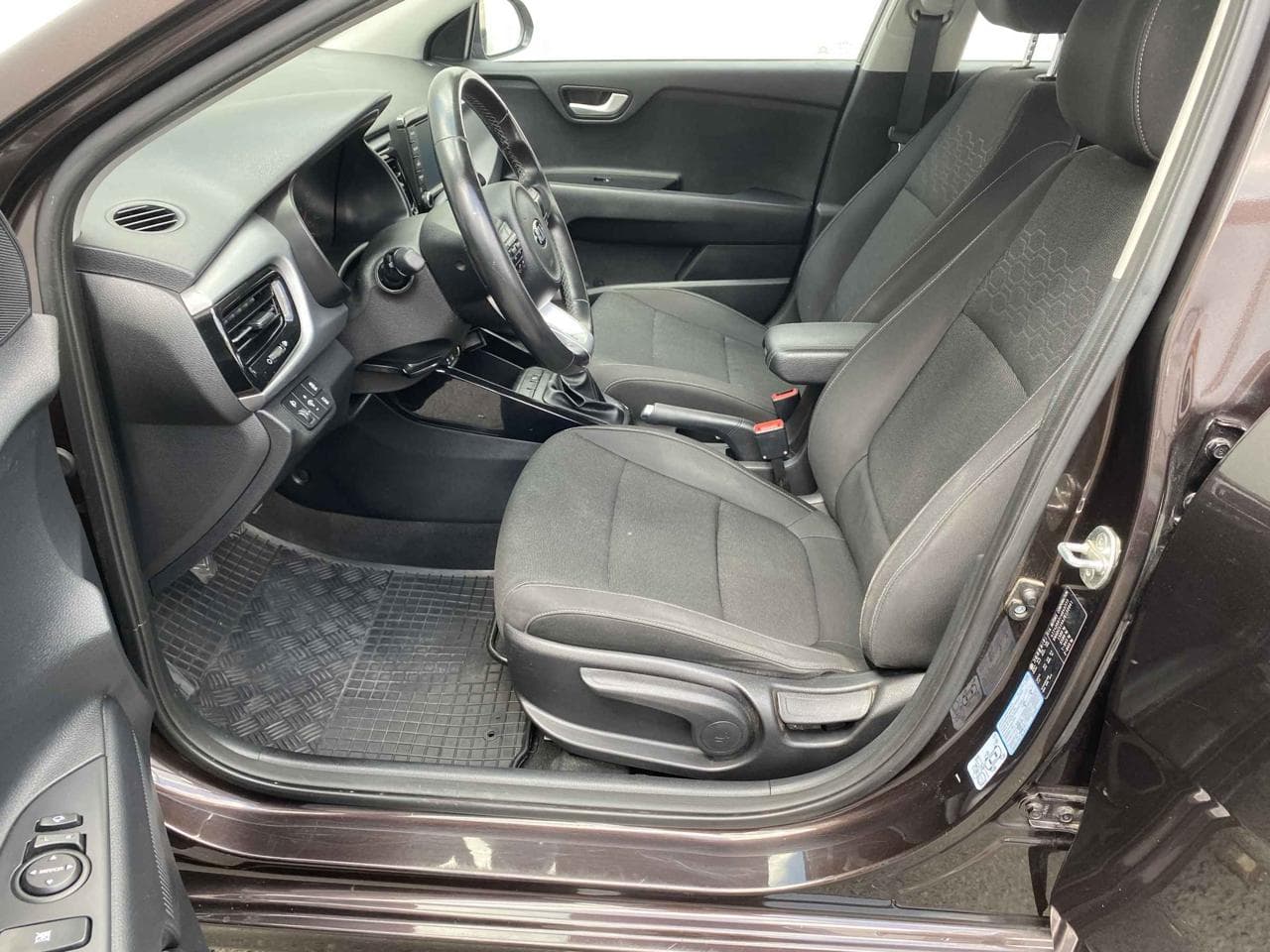2018 Kia RIO - 9