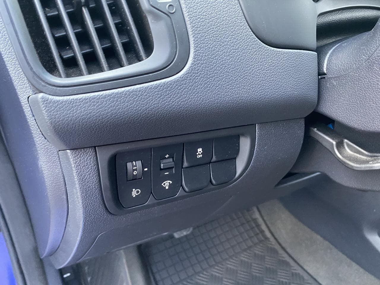 2012 Kia RIO - 14
