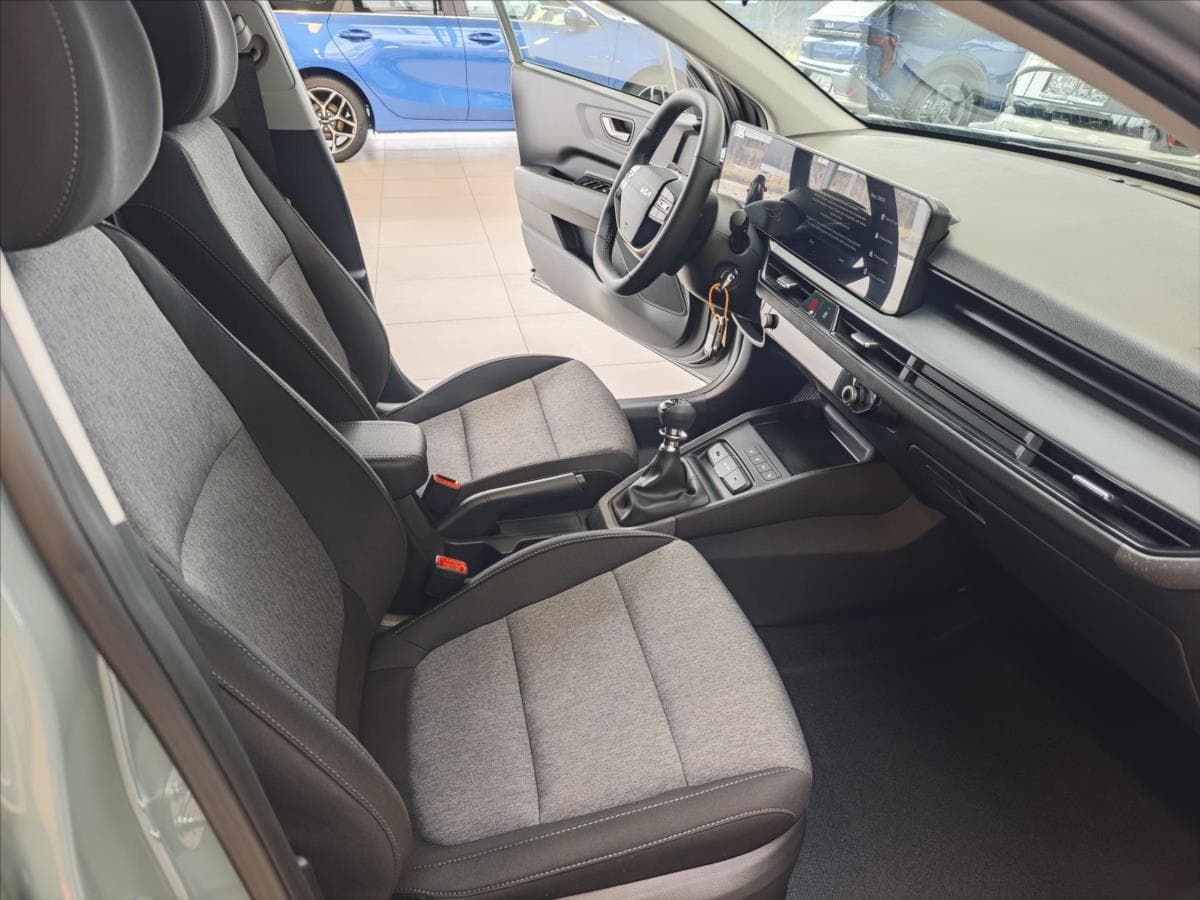 2025 Kia Stonic - 13