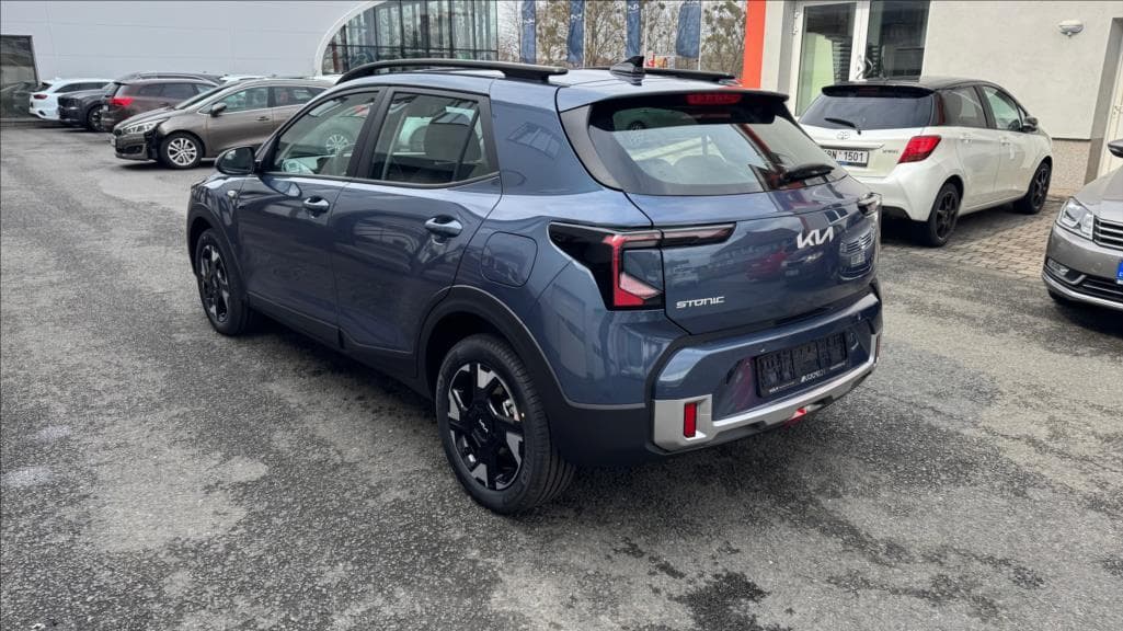 2025 Kia STONIC - 6