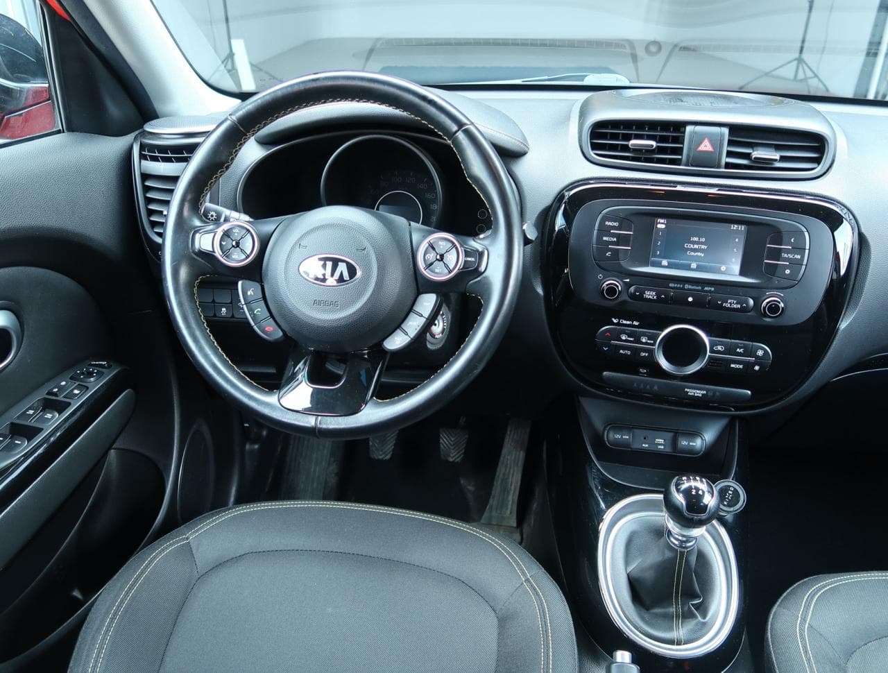 2016 Kia SOUL - 9