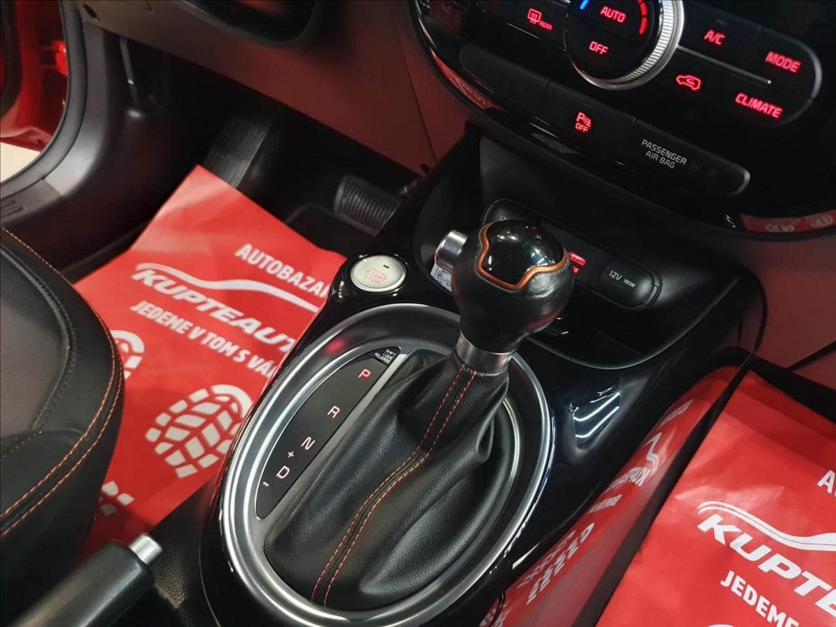 2017 Kia SOUL - 15