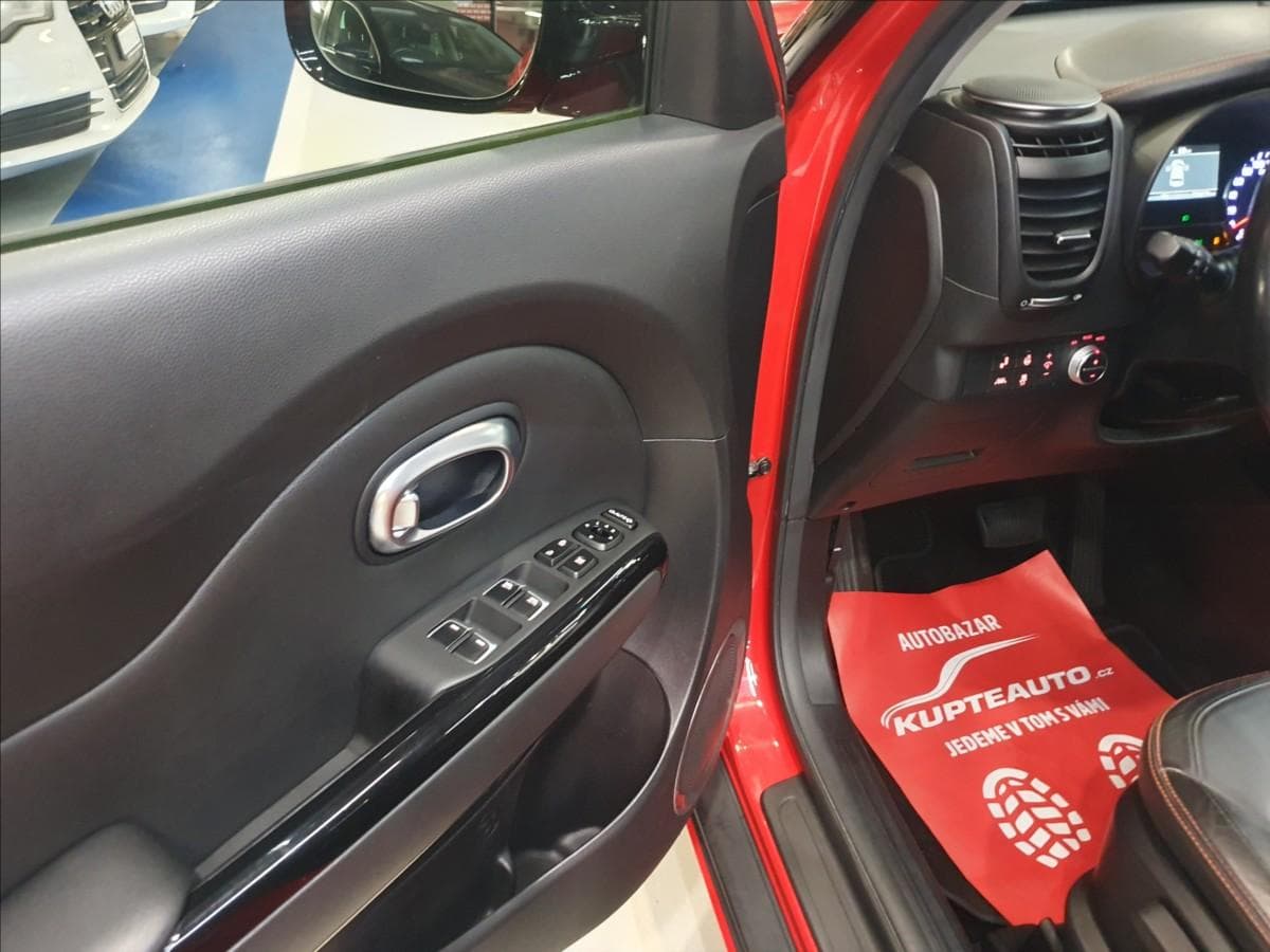 2017 Kia SOUL - 7