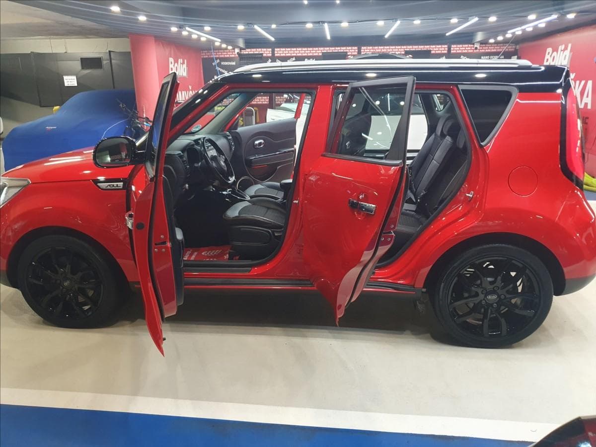 2017 Kia SOUL - 20