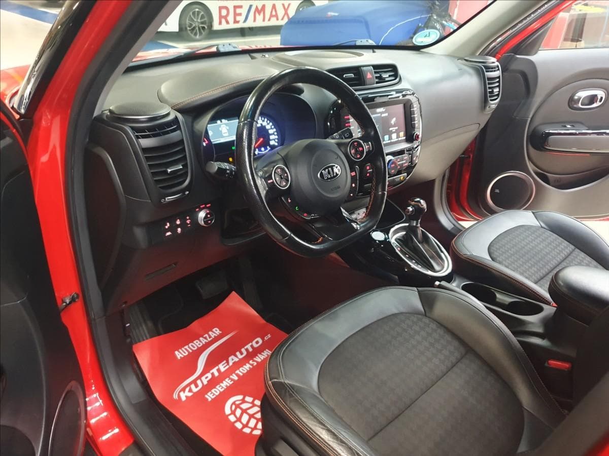 2017 Kia SOUL - 6