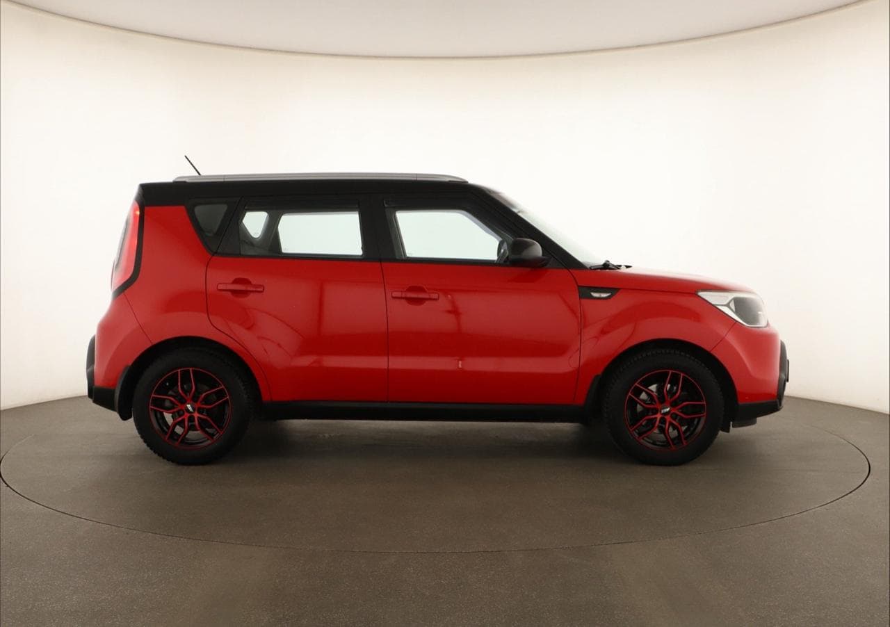 2015 Kia SOUL - 8