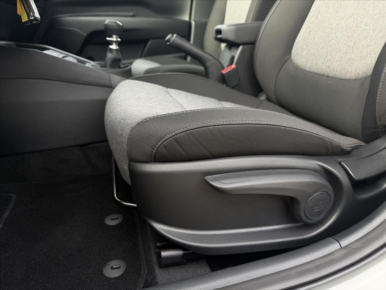 2026 Kia STONIC - 12