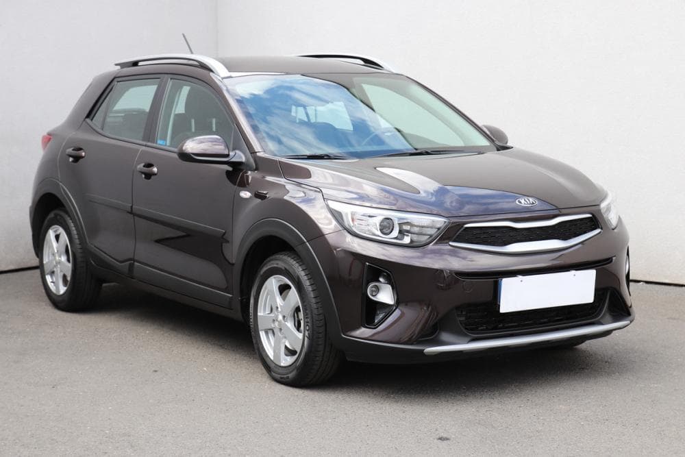 Kia Stonic 1.2 i, 1.maj, ČR hatchback
