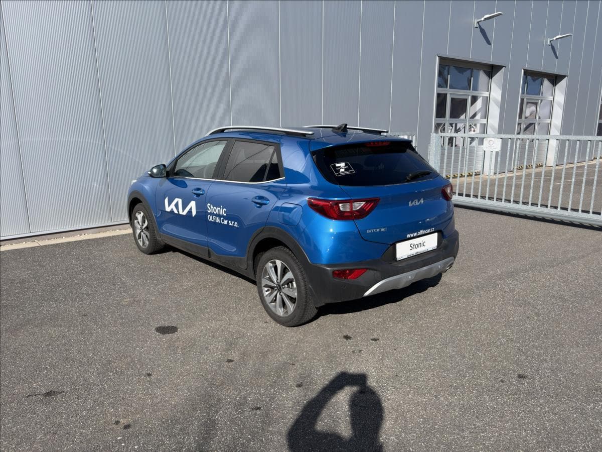 2025 Kia Stonic - 8