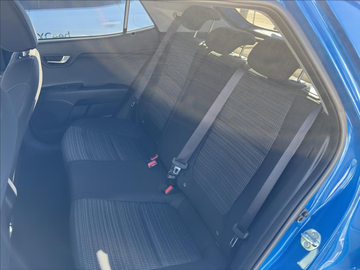 2025 Kia Stonic - 20