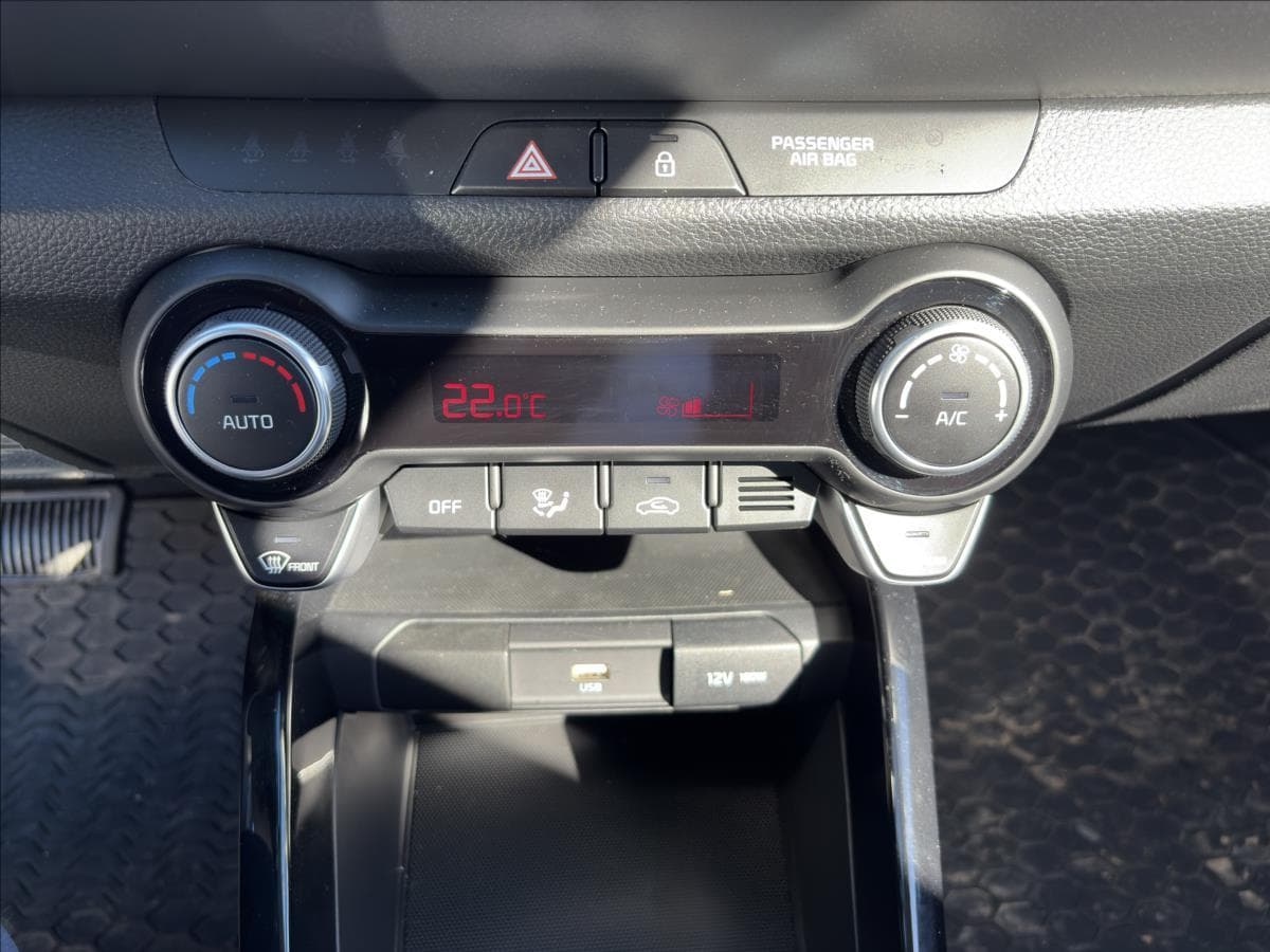 2025 Kia Stonic - 16