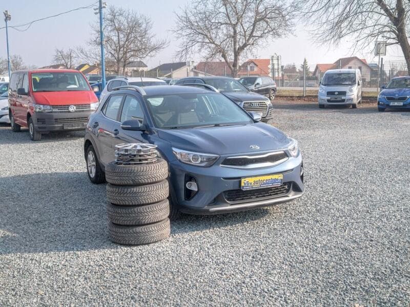 2018 Kia STONIC - 3