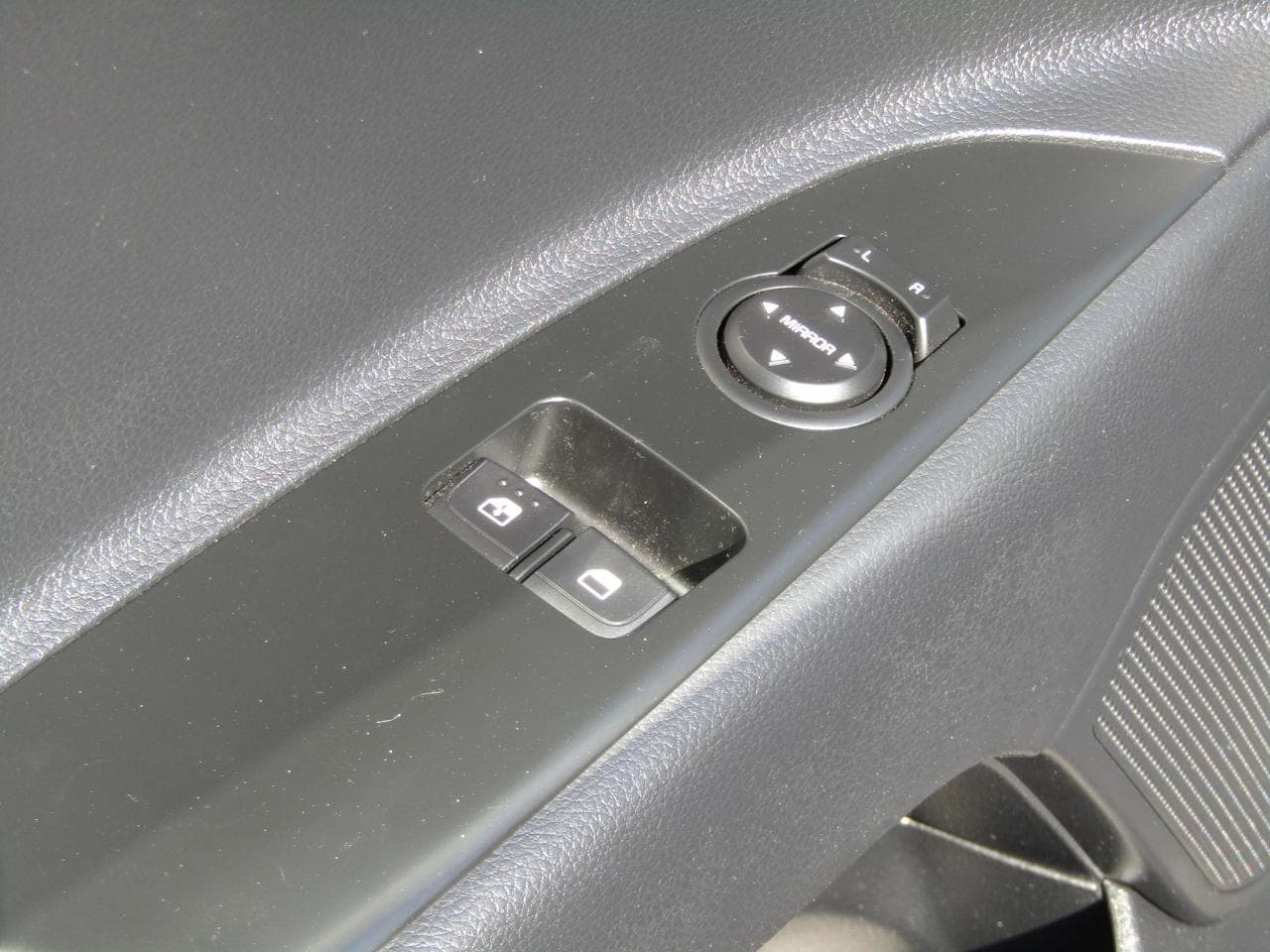 2023 Kia Stonic - 21