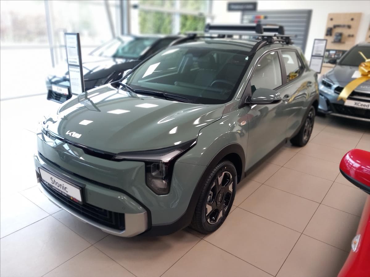 2025 Kia STONIC - 2