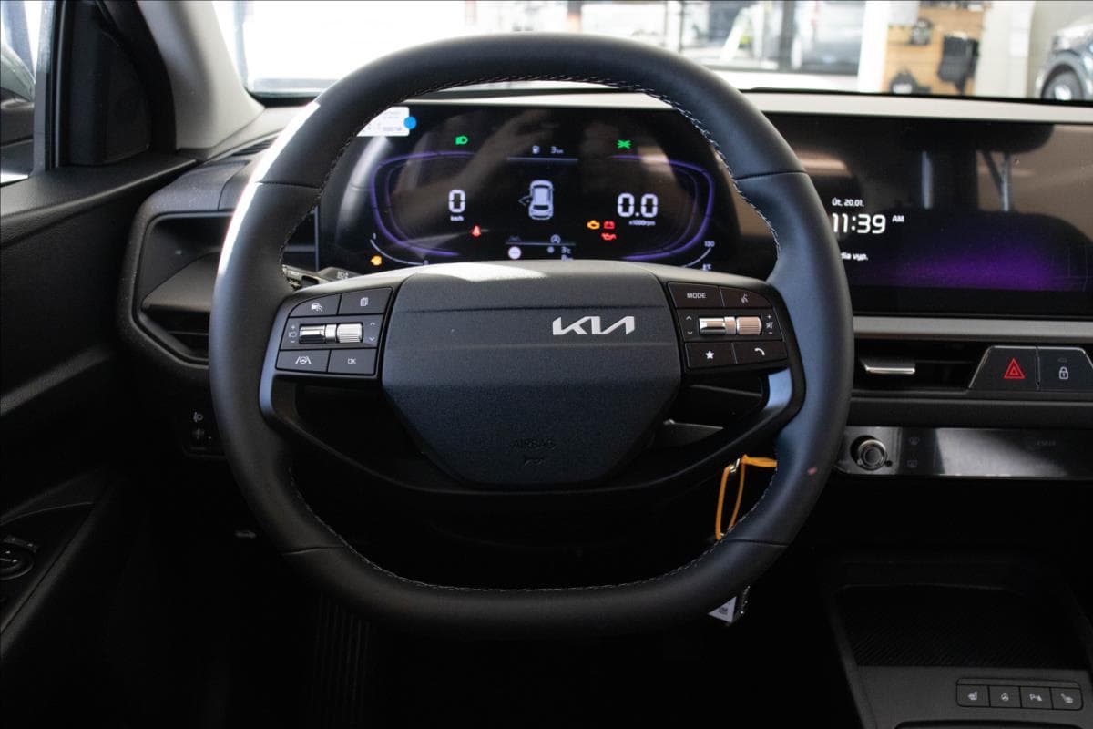 2026 Kia STONIC - 8