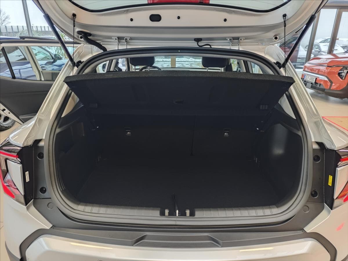 2025 Kia STONIC - 13