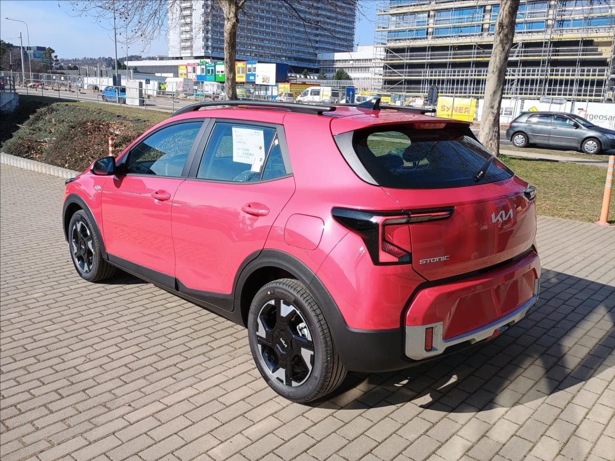 2026 Kia STONIC - 2