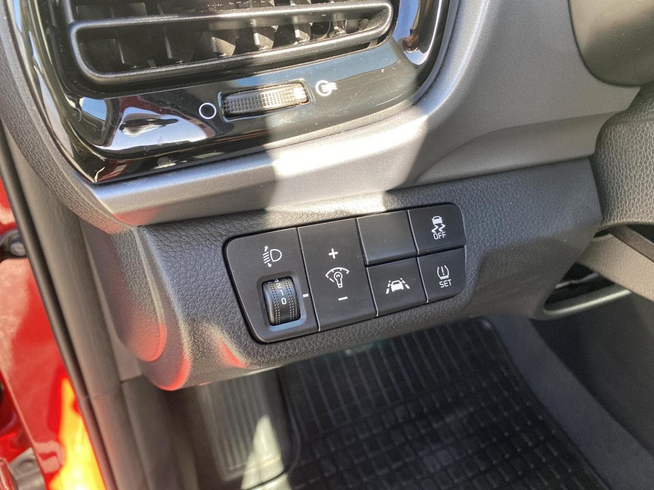 2018 Kia STONIC - 17