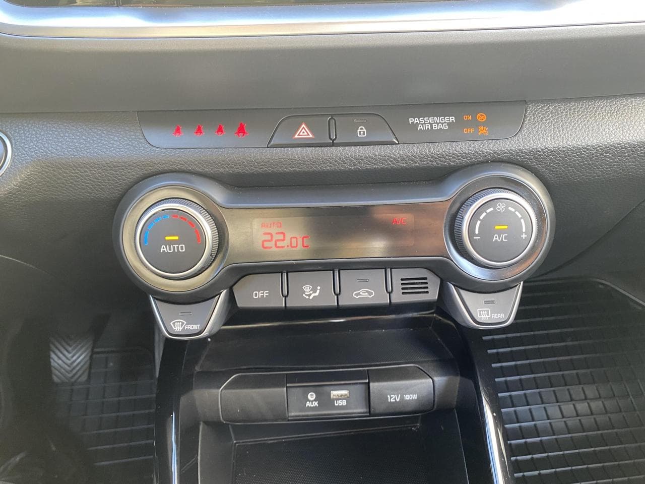 2018 Kia STONIC - 22