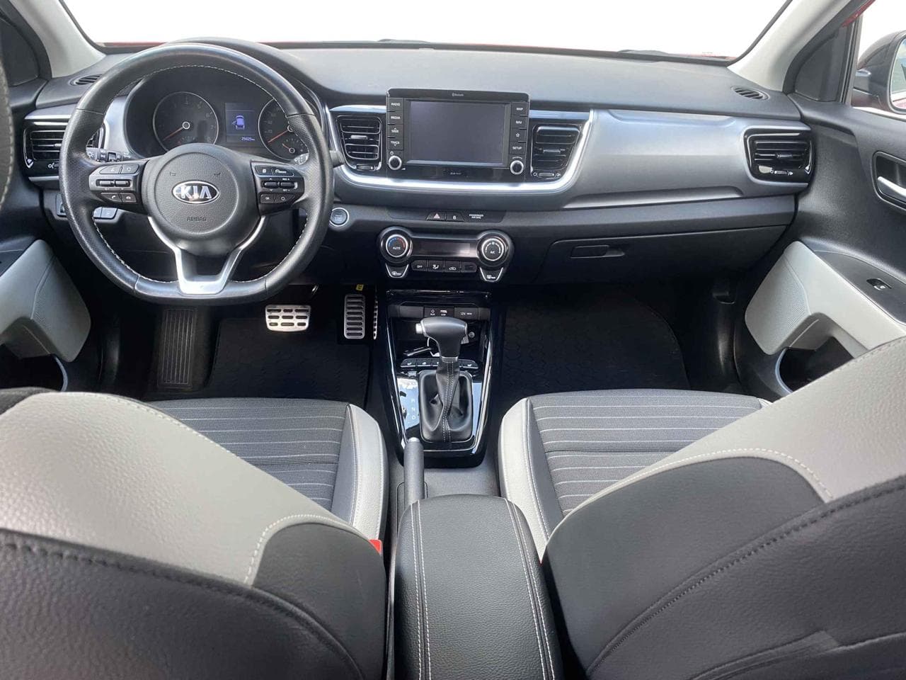 2020 Kia STONIC - 13