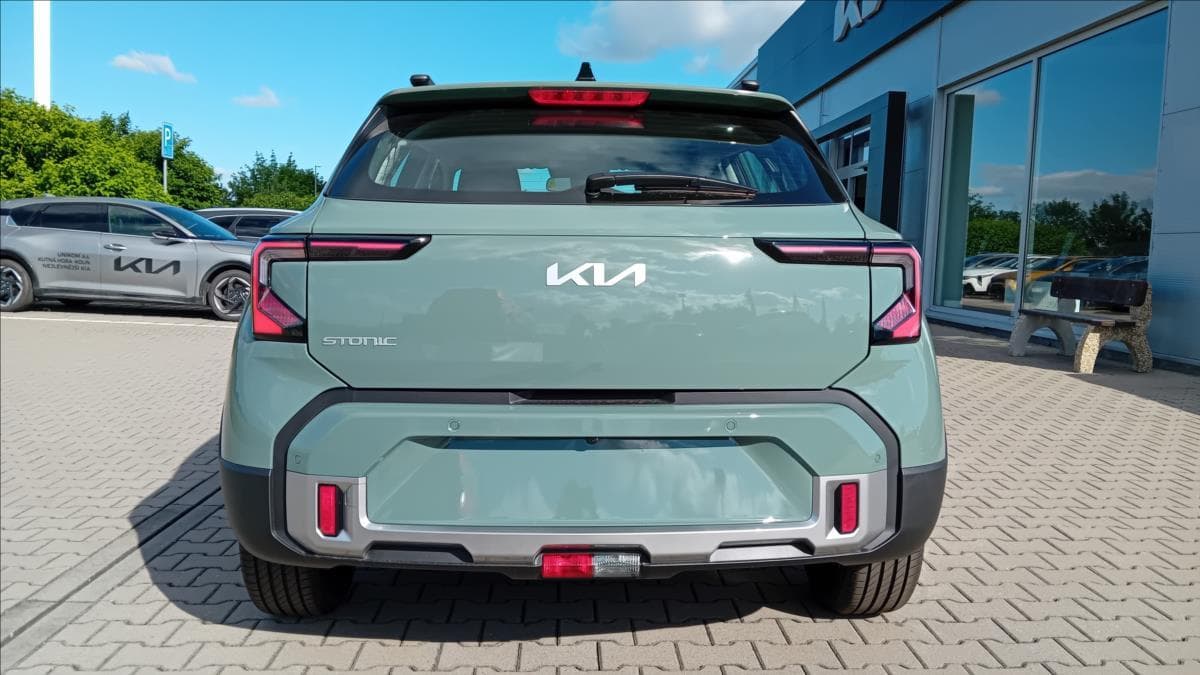 2025 Kia STONIC - 5