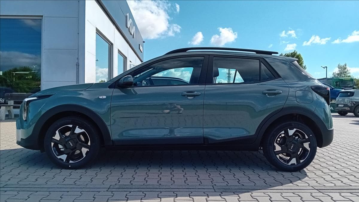 2025 Kia STONIC - 7