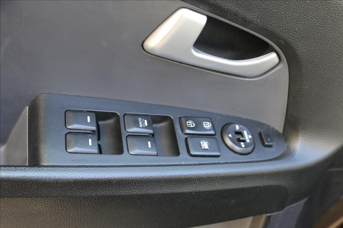 2011 Kia Sportage - 18