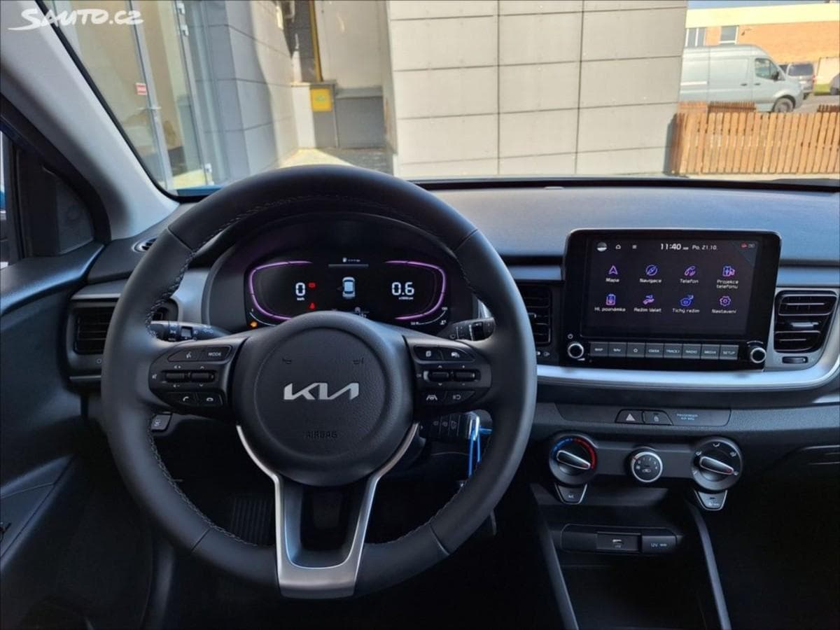 2024 Kia Stonic - 3