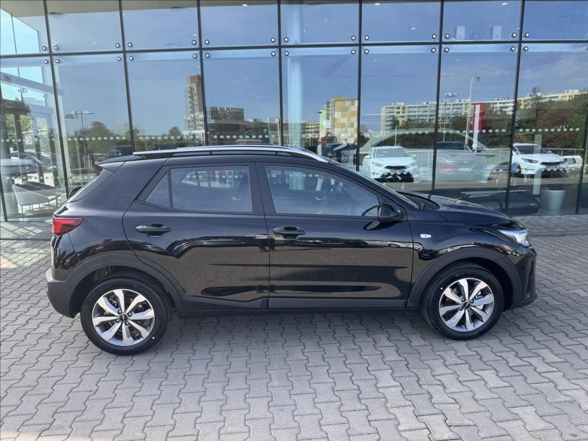 2025 Kia STONIC - 6