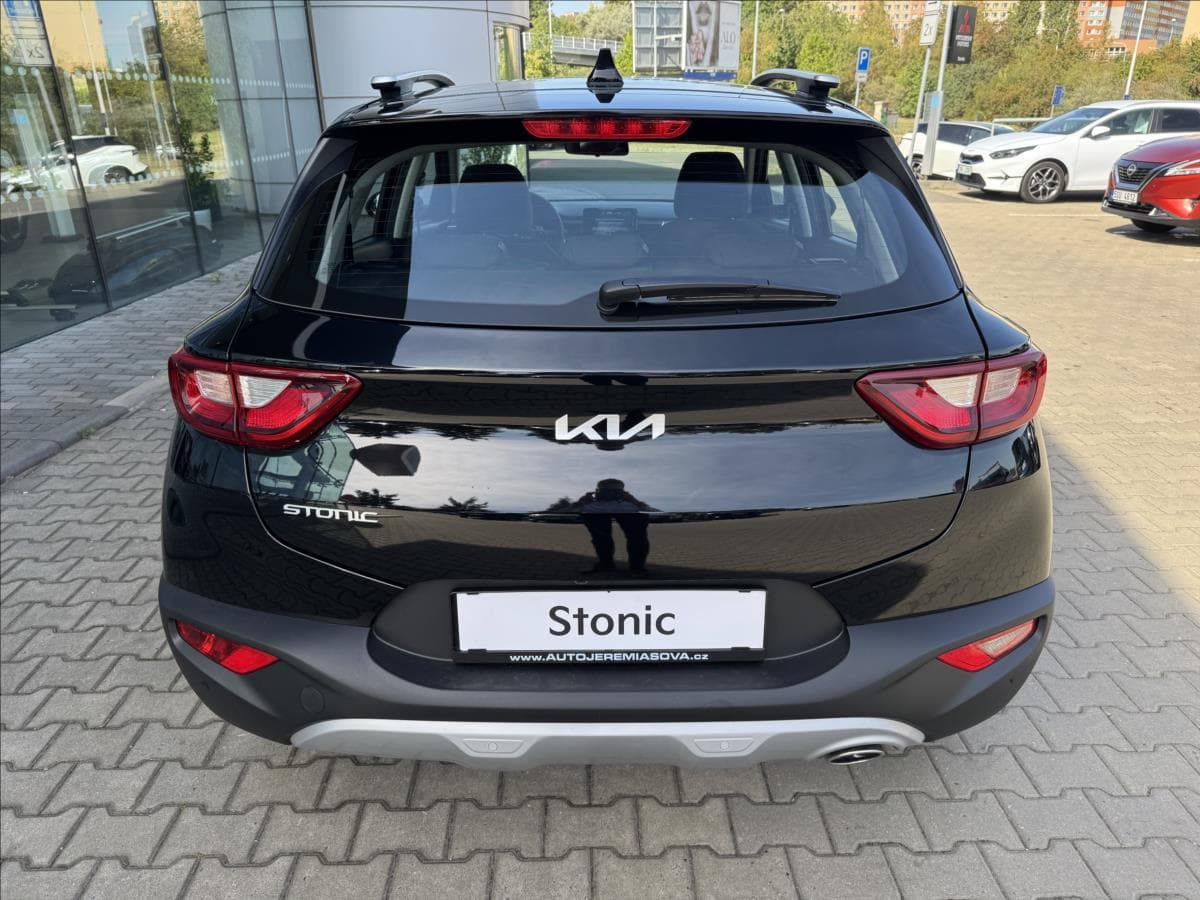 2025 Kia STONIC - 8