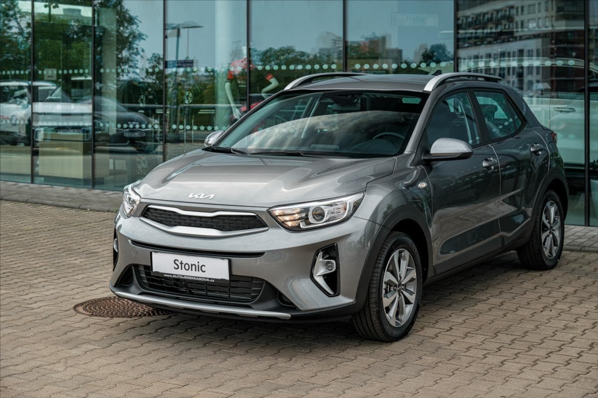 2025 Kia STONIC - 2