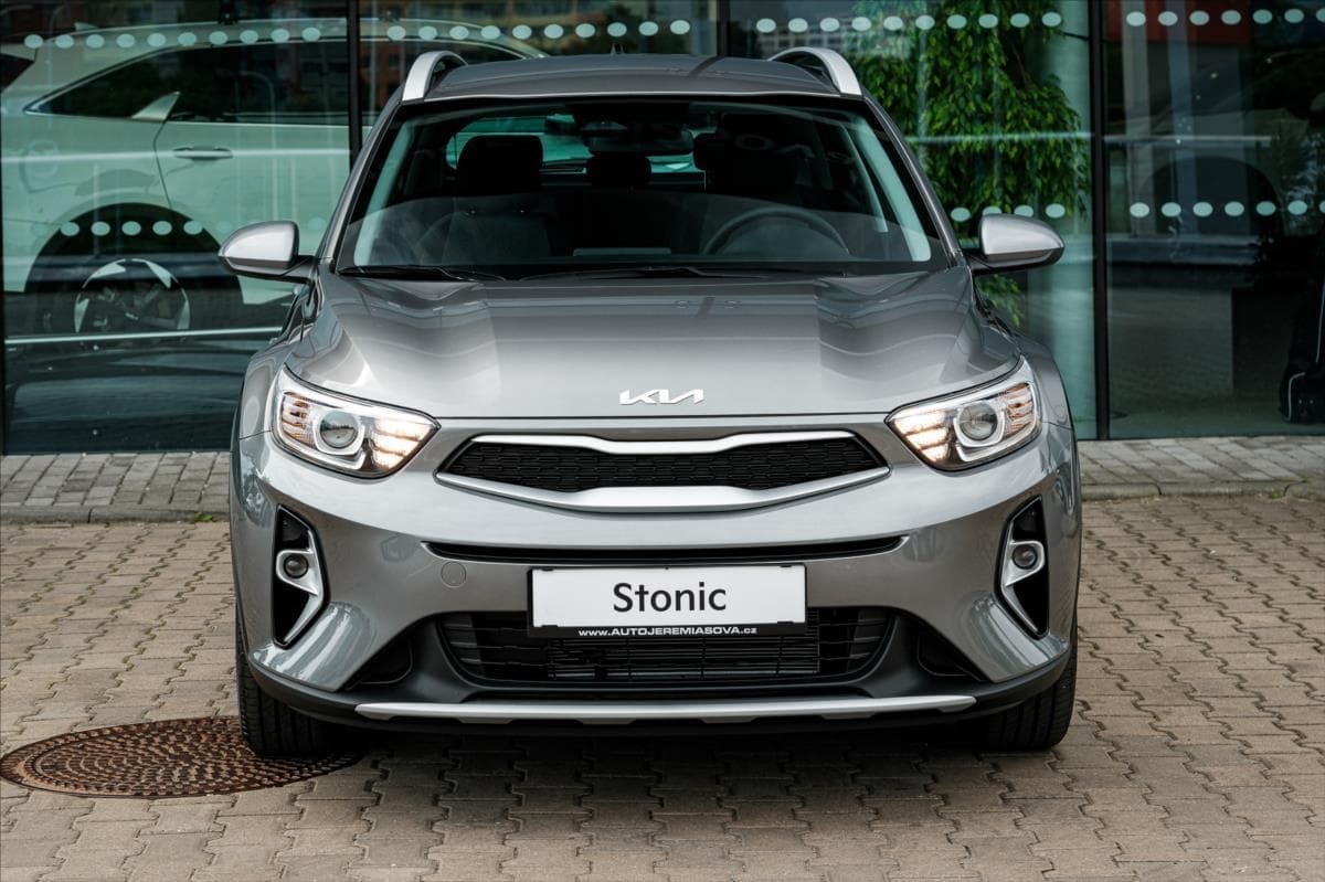 2025 Kia STONIC - 5
