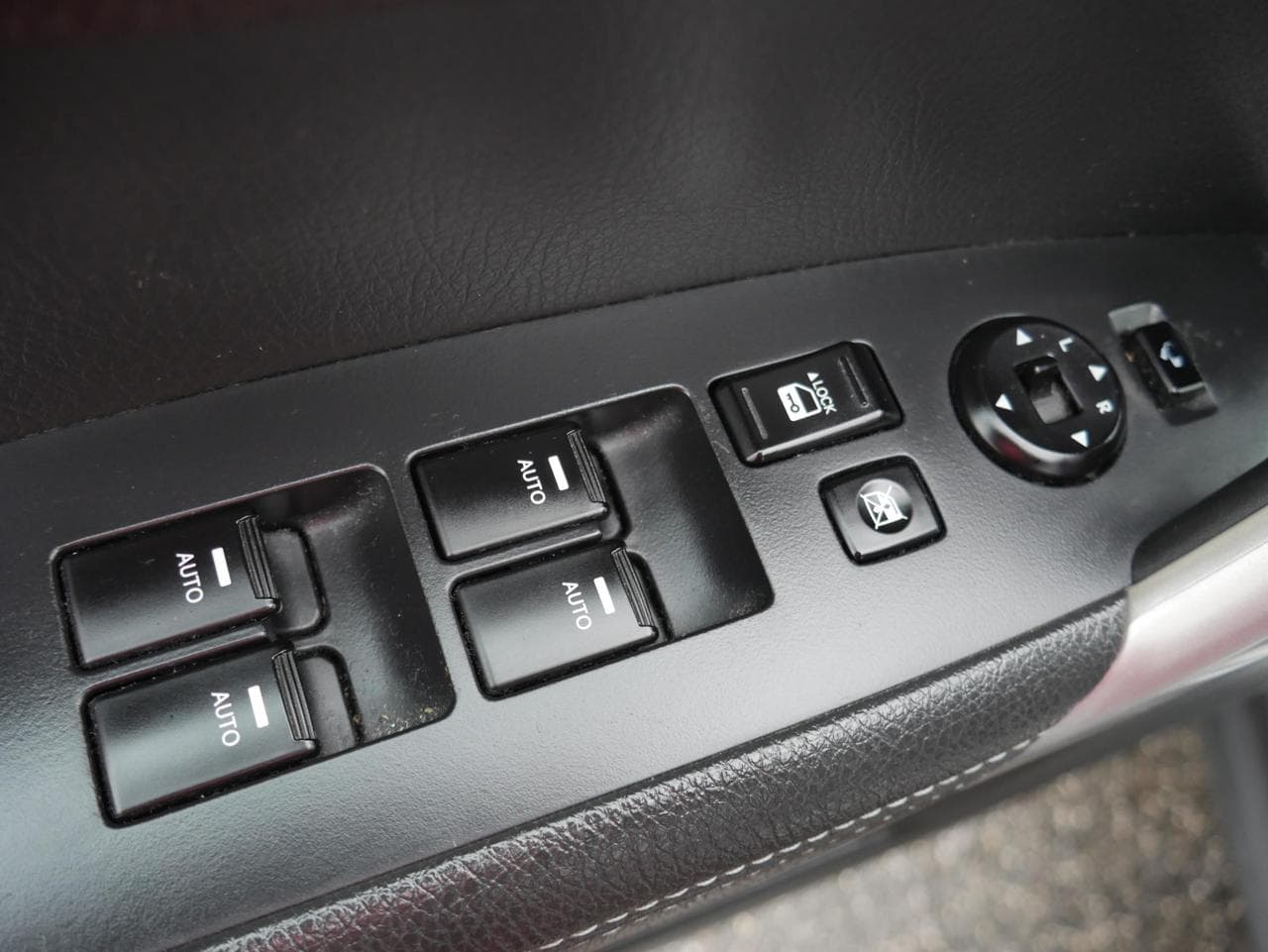 2011 Kia SORENTO - 15