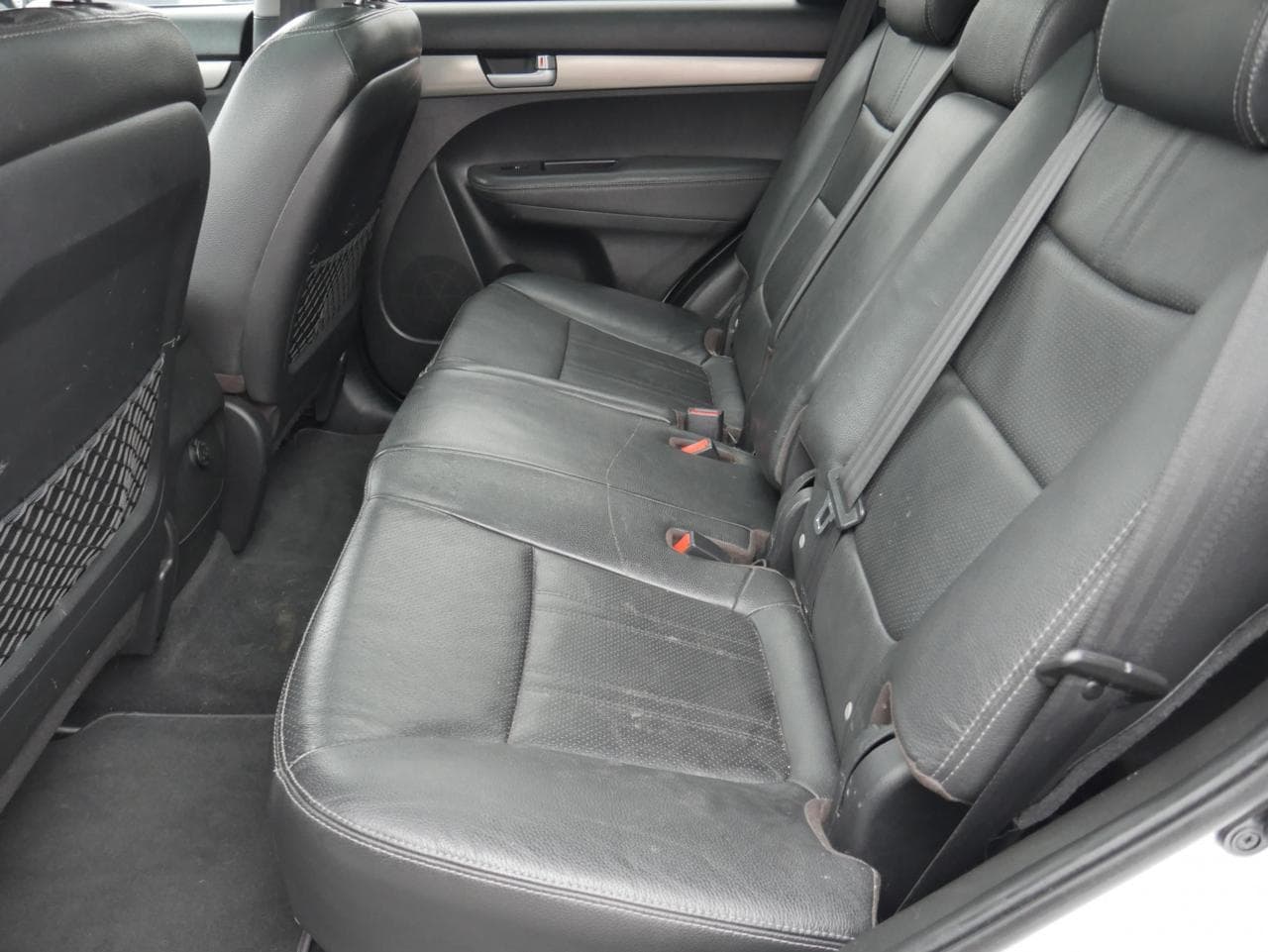 2011 Kia SORENTO - 10