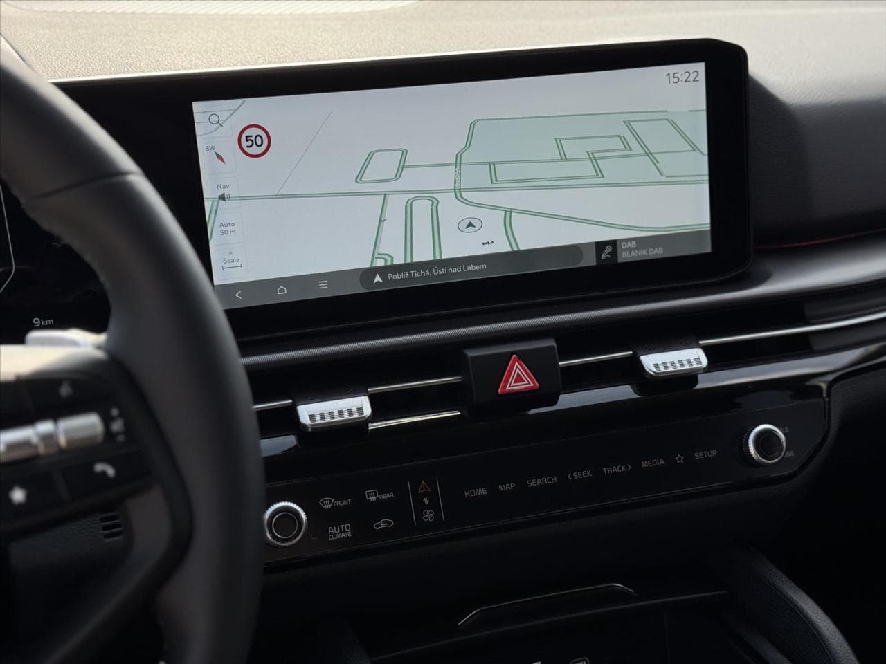 2025 Kia SPORTAGE - 17